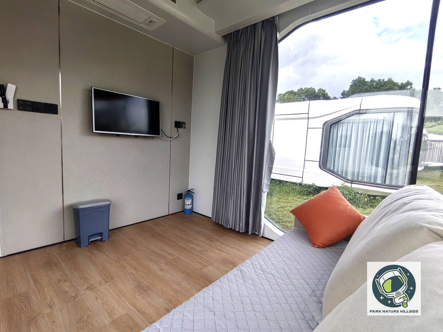 【Pet Friendly】🐶【Explorer E7】<2-4 pax>