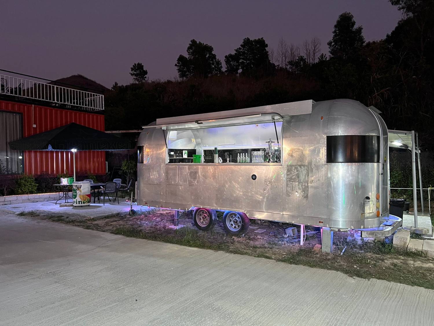 【STARRY SKY BAR】DAY CAMPING ( 2-10 pax )14:00 - 22:00