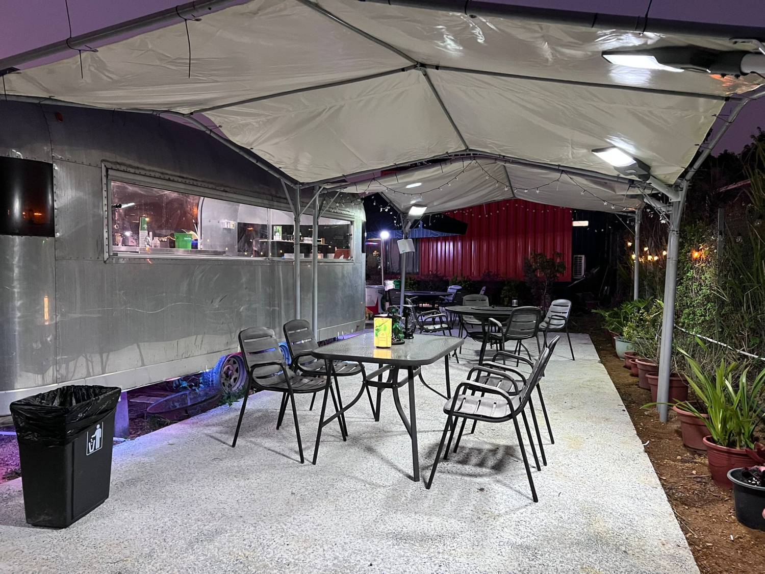 【STARRY SKY BAR】DAY CAMPING ( 2-10 pax )14:00 - 22:00