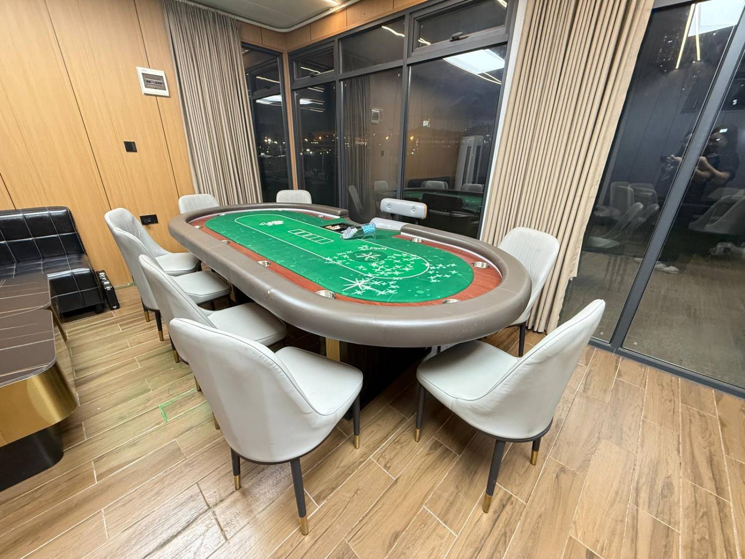 【STARRY SKY BAR】DAY CAMPING ( 2-10 pax )14:00 - 22:00